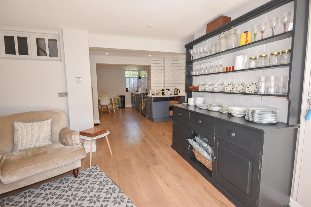Arden Villa, Sleeps 8, Moments From The Golden Sandy Beach Of Ryde Ryde  Εξωτερικό φωτογραφία