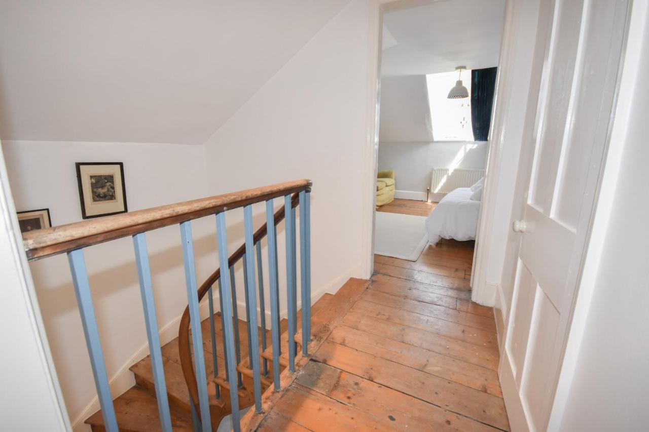 Arden Villa, Sleeps 8, Moments From The Golden Sandy Beach Of Ryde Ryde  Εξωτερικό φωτογραφία